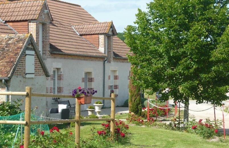 La Ferme De La Maugerie Thoury Exterior foto